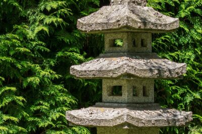 Types of Japanese Stone Lanterns: Pagoda style