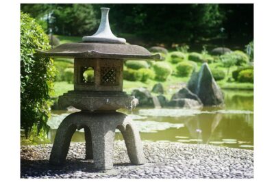 Japanese Stone Lanterns Placement for Feng Shui