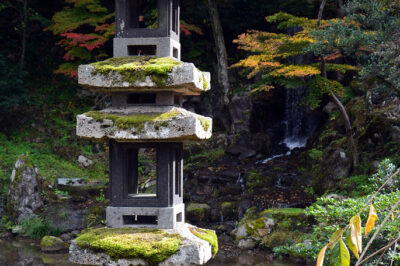 Zen & Japanese Garden Traditional Stone Pagodas: Symbolism & Feng Shui